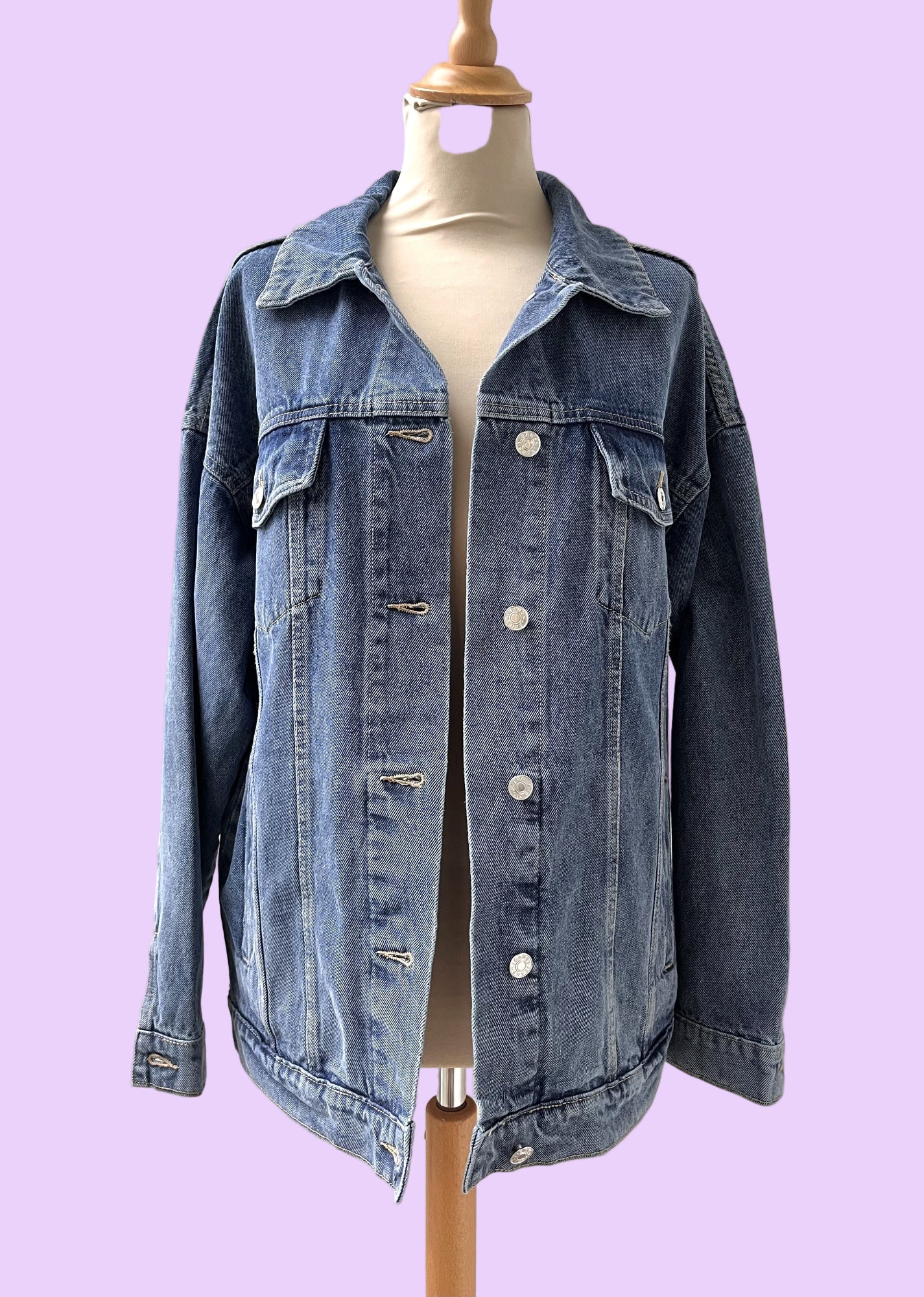 Blue jeans jacket stoned wash overside style for woman
